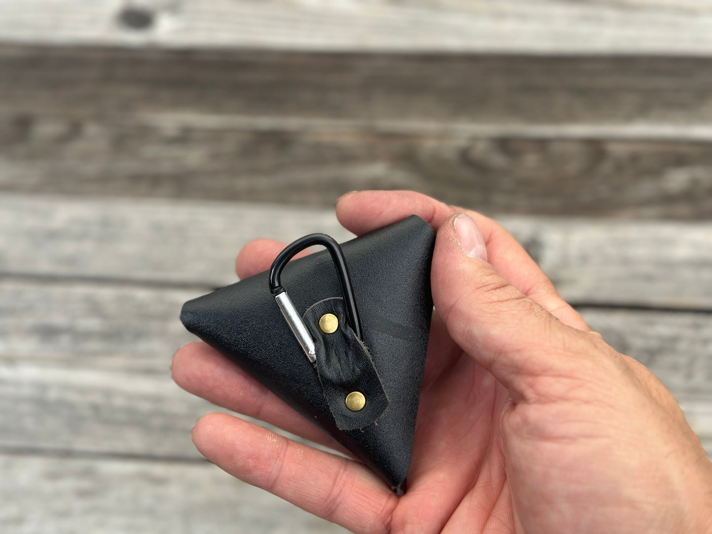 KOR Survival Steel Arrowheads w/leather case