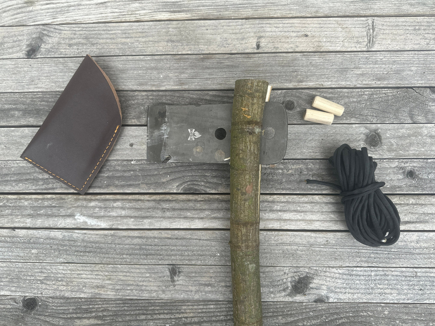 KOR Survival Axe head with leather Sheath (Paracord and wedges)