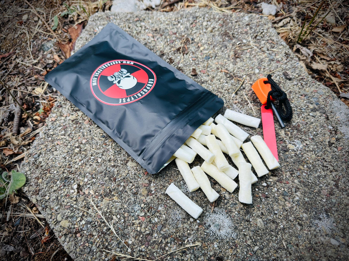 Fire staring tabs x 40 with ferro rod/striker
